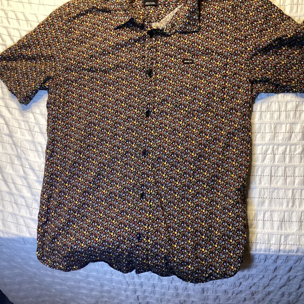 RVCA Mens Large Floral Ditsy Print Short Sleeve Button Down Shirt Regular Fit
